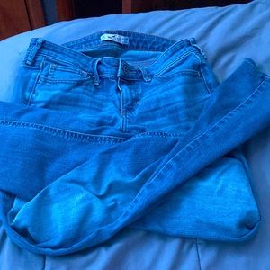 Women's low rise hollister jeans